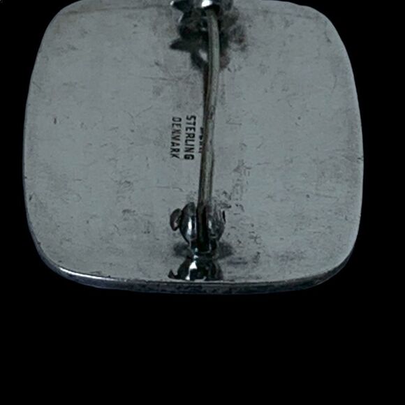 Mid century Meka Denmark sterling silver black enamel zebra design pin - Picture 9 of 9